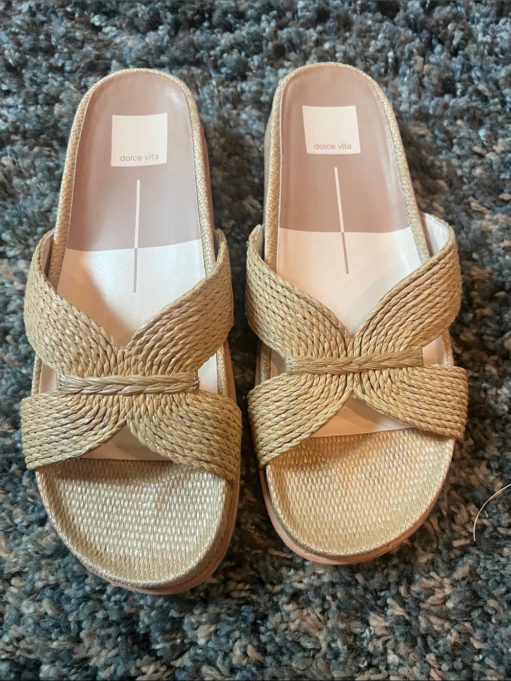 Dolce Vita Women’s Tan Braided Slide Sandals